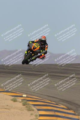 media/Oct-08-2023-CVMA (Sun) [[dbfe88ae3c]]/Race 3 Amateur Supersport Middleweight/